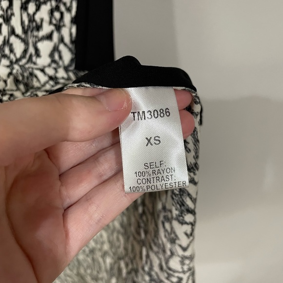 THML High-low Pattern Dress - XS - Picture 3 of 10